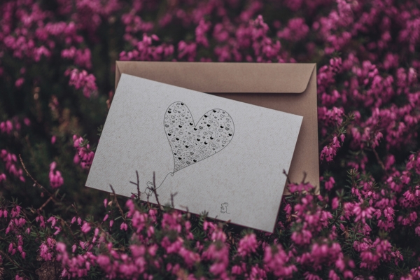 Atvirukas porai su peliukais ir širdute